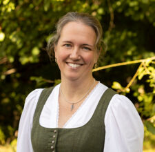 Bettina Hanfstingl